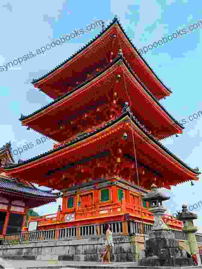 Traditional Japanese Temple In Kyoto Japan Is Very Wonderful: The Guide To Tokyo Hakone Kyoto And The Kumano Kodo (Camino De La Luna)